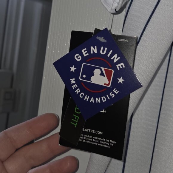 Men's New York Yankees Aaron Judge Nike White Home Limited Player Jersey - Picture 8 of 9